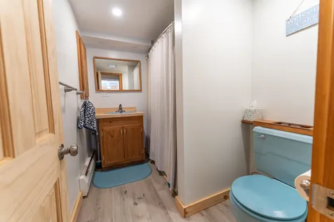 25 Georges Road Alton NH 03809