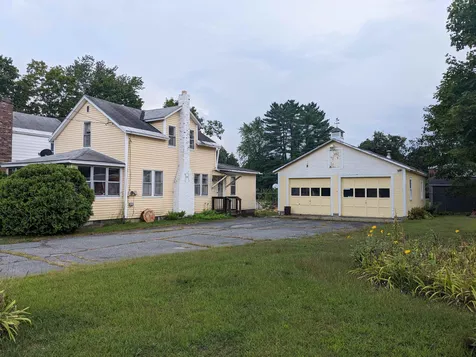 17 Kenyon Street Claremont NH 03743