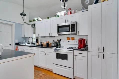 18 Horne Street Dover NH 03820