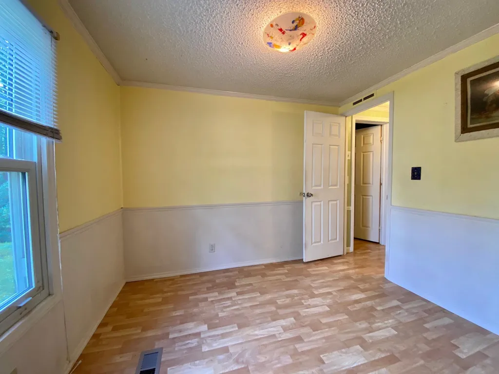 207 Redwood Road Loudon NH 03307
