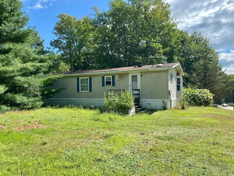 207 Redwood Road Loudon NH 03307