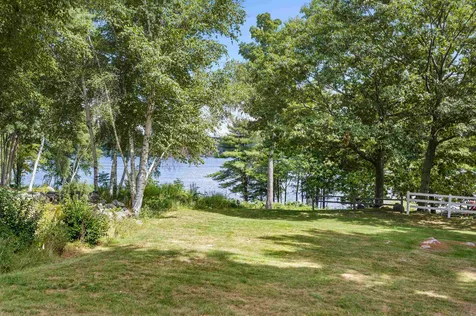 27 Constellation Drive Laconia NH 03246