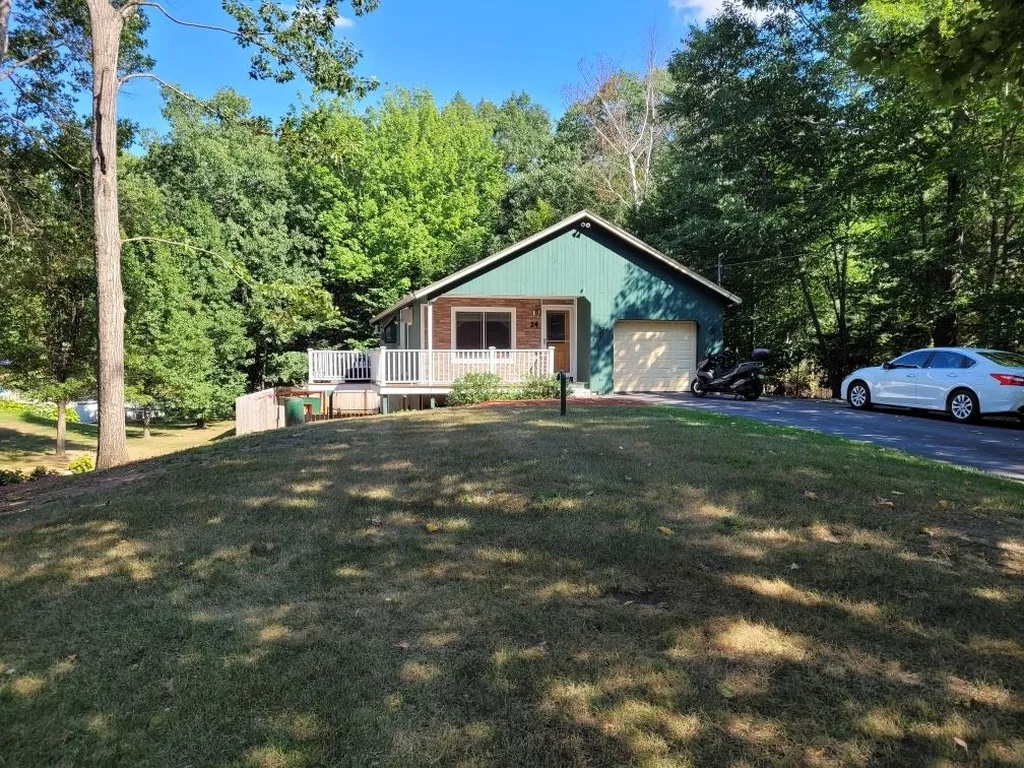 24 Sanborn Street Danville NH 03819