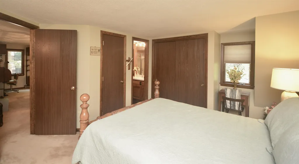 44 Old Beach Circle Grantham NH 03753