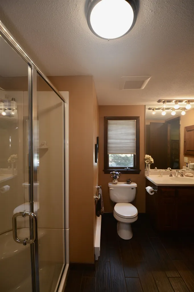 44 Old Beach Circle Grantham NH 03753
