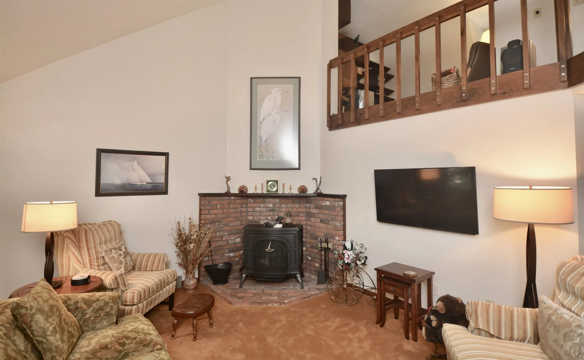44 Old Beach Circle Grantham NH 03753