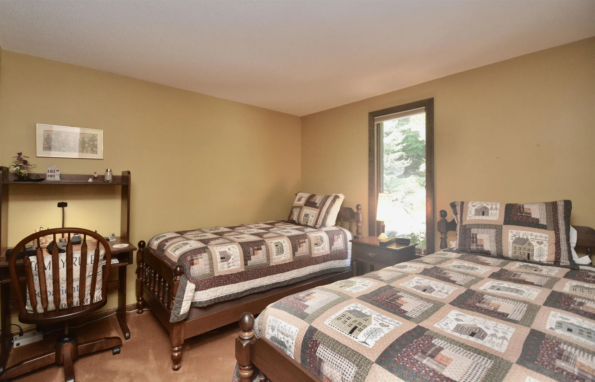 44 Old Beach Circle Grantham NH 03753
