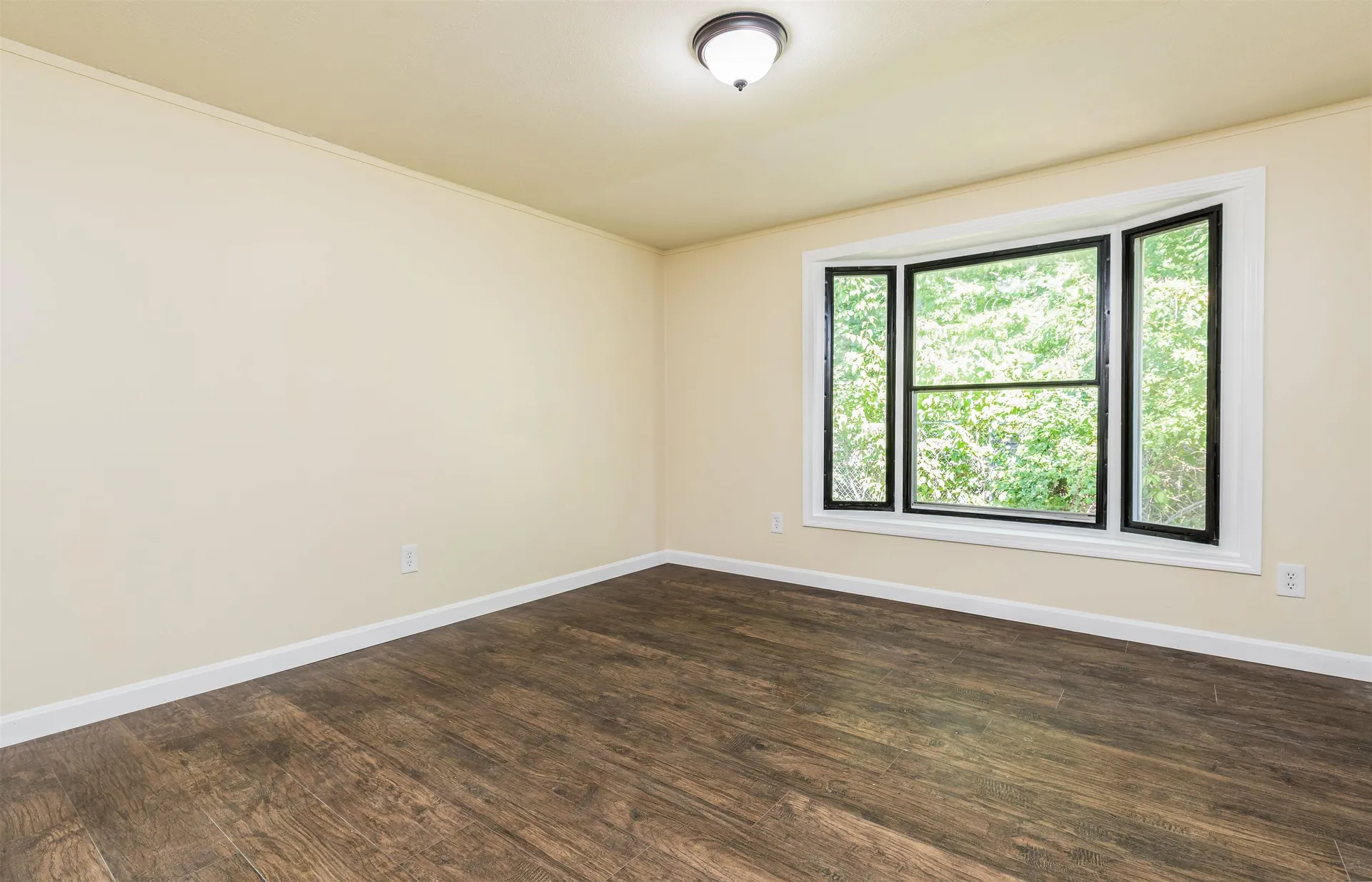 64 Hilton Avenue Exeter NH 03833-4131