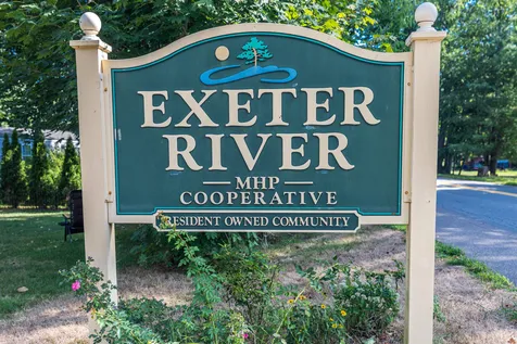 64 Hilton Avenue Exeter NH 03833-4131