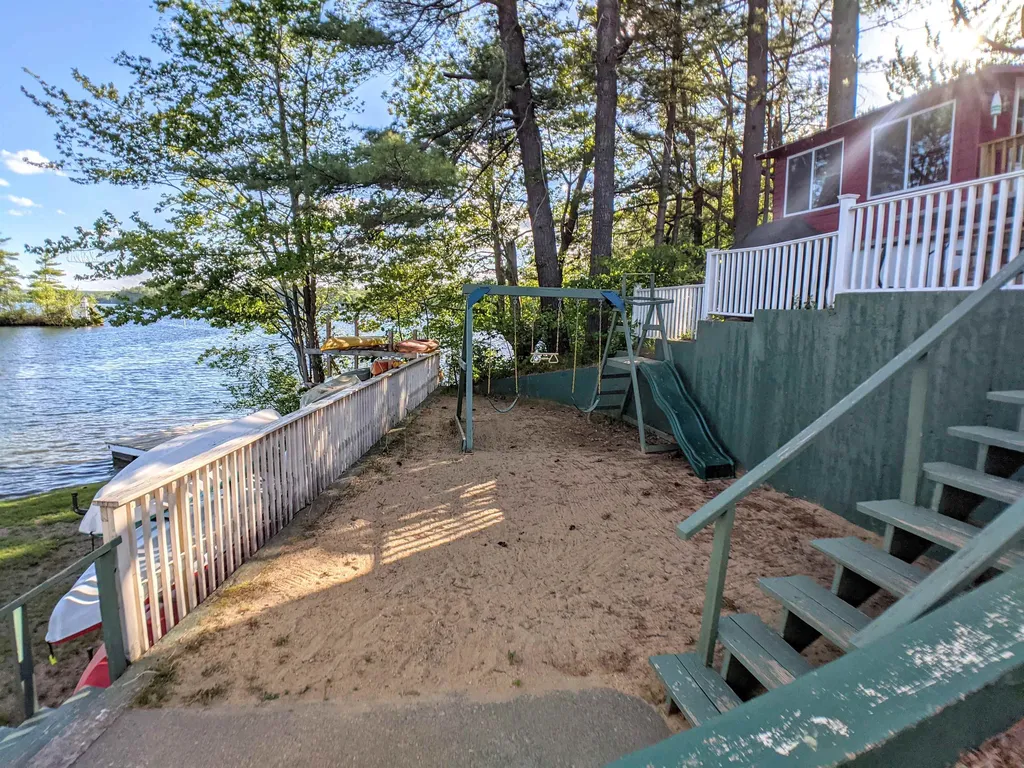 885 Laconia Road Tilton NH 03276
