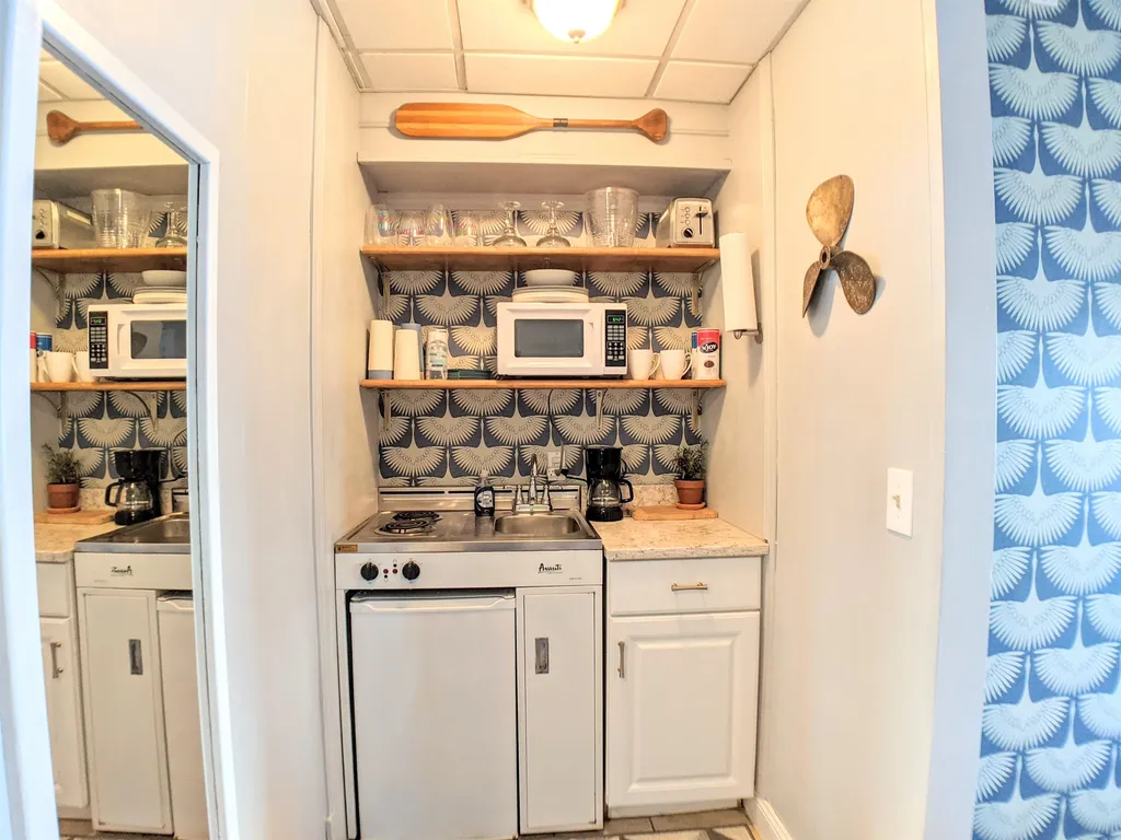 885 Laconia Road Tilton NH 03276