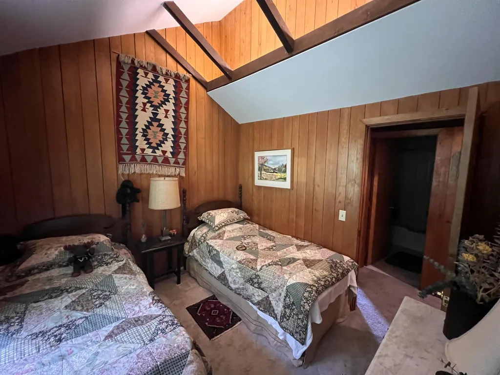 1228 Sugarbush Access Road Warren VT 05674