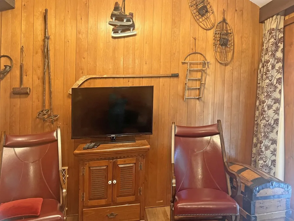 1228 Sugarbush Access Road Warren VT 05674