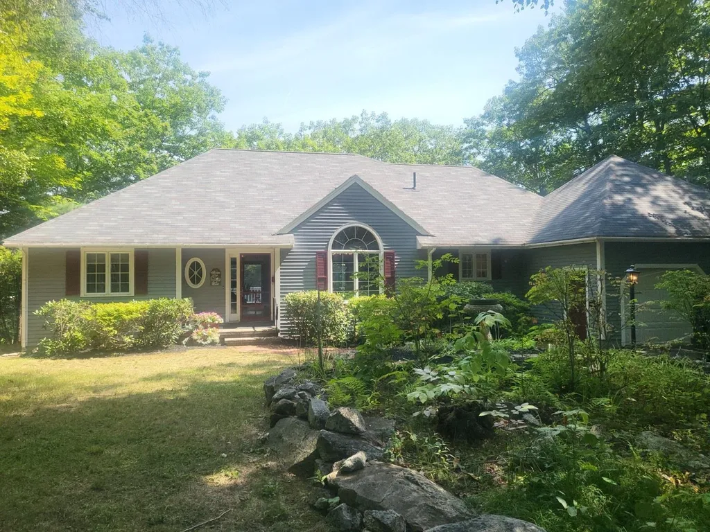 108 River Street Wolfeboro NH 03894