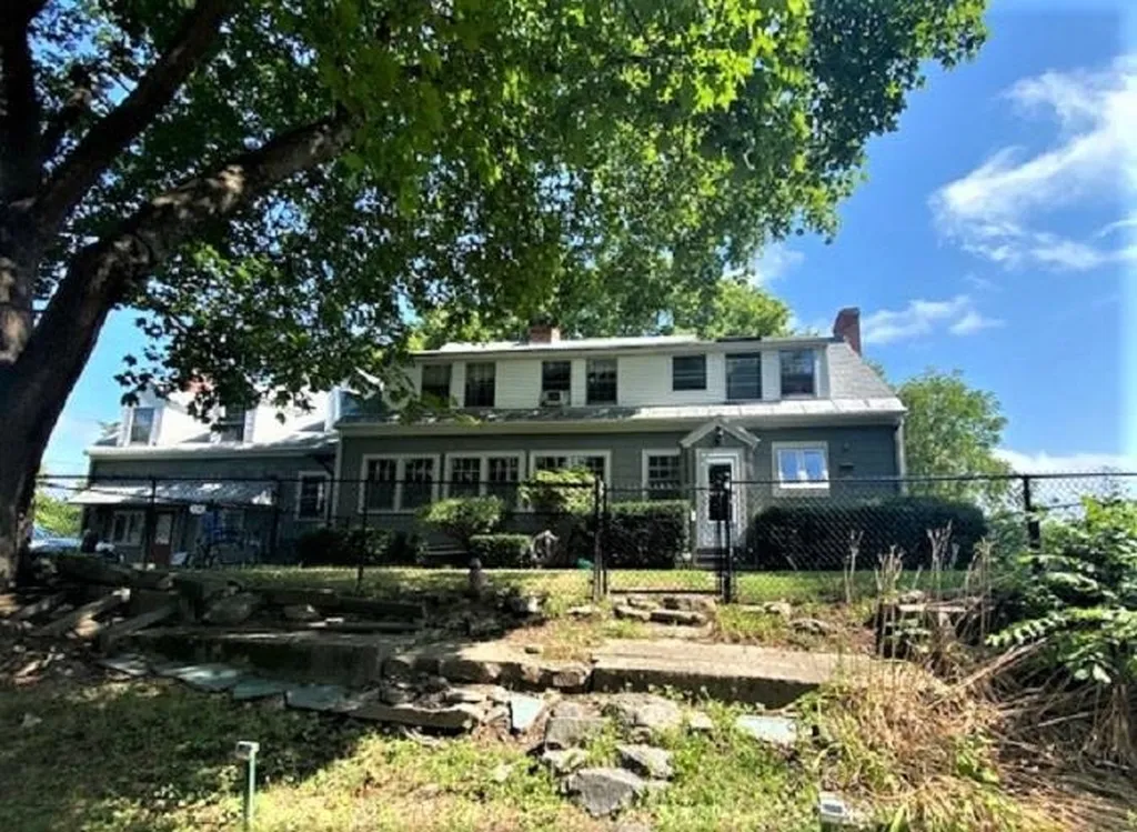 14 Schoolhouse Lane Durham NH 03824