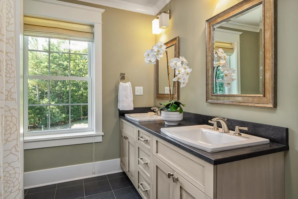22 Niblick Lane Greenland NH 03840