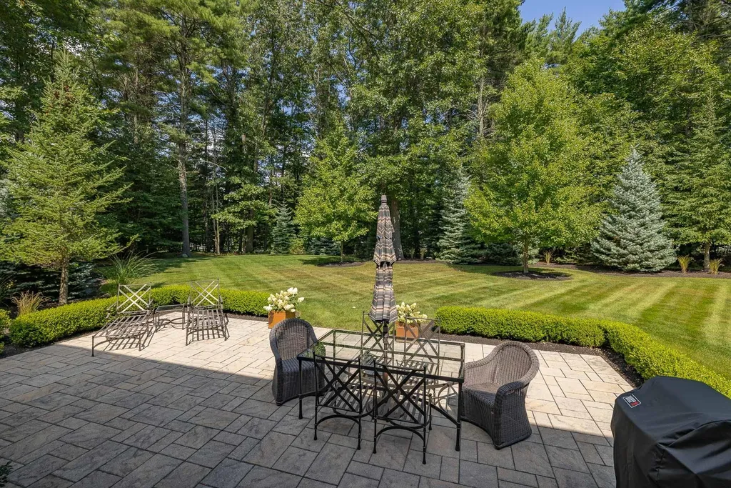 22 Niblick Lane Greenland NH 03840