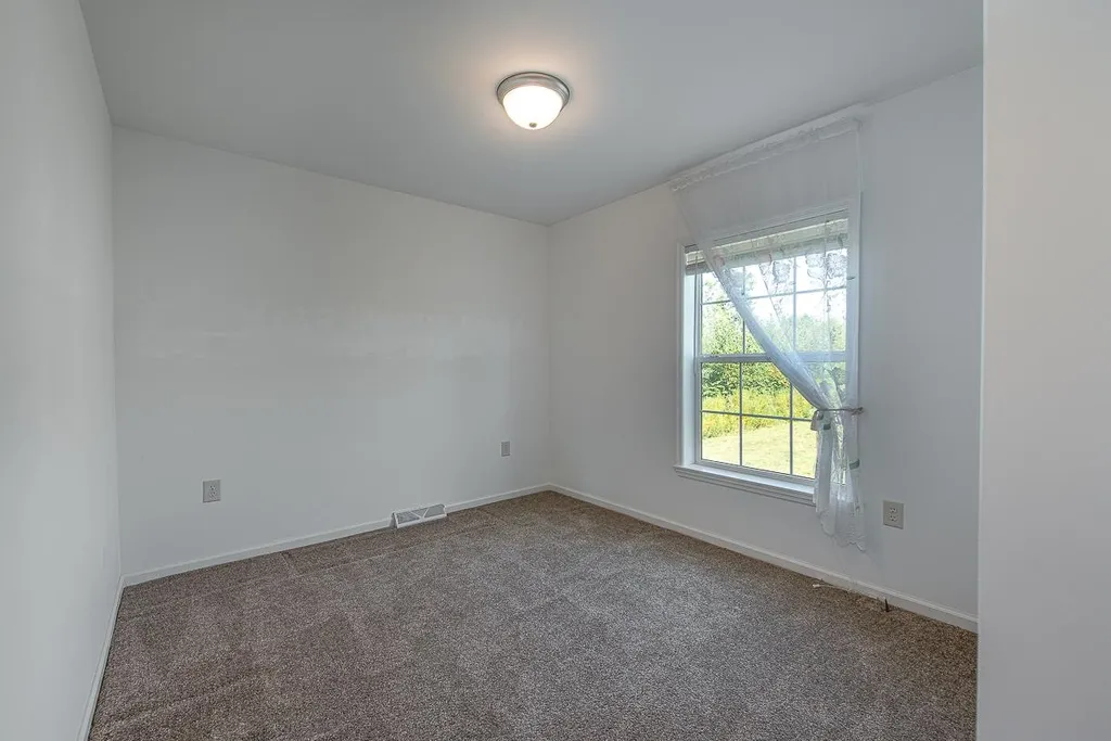 14 Eagle Nest Drive Franklin NH 03235