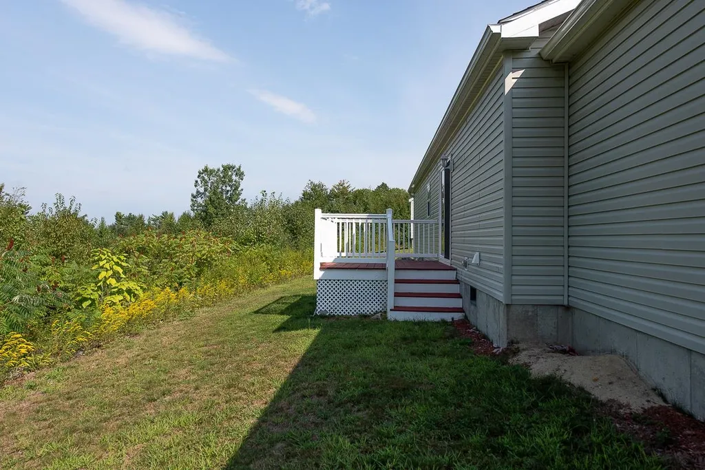 14 Eagle Nest Drive Franklin NH 03235