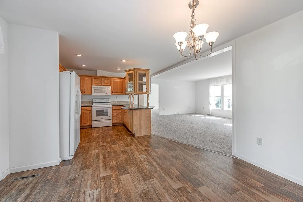 14 Eagle Nest Drive Franklin NH 03235