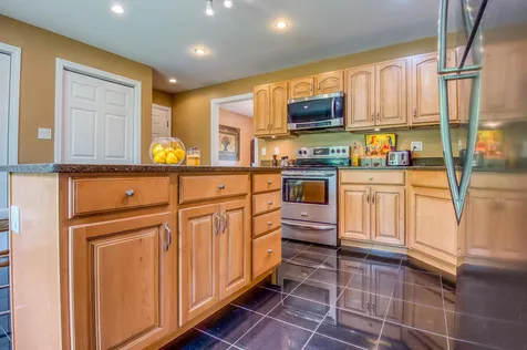 17 Fadden Drive Conway NH 03813