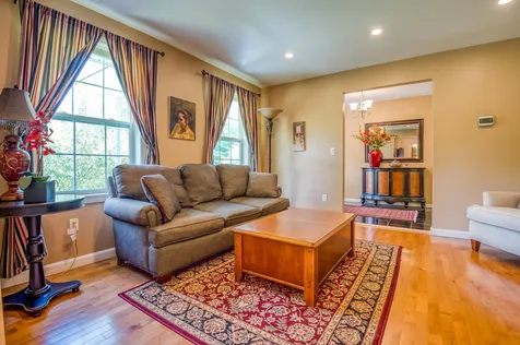 17 Fadden Drive Conway NH 03813