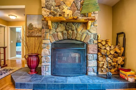 17 Fadden Drive Conway NH 03813