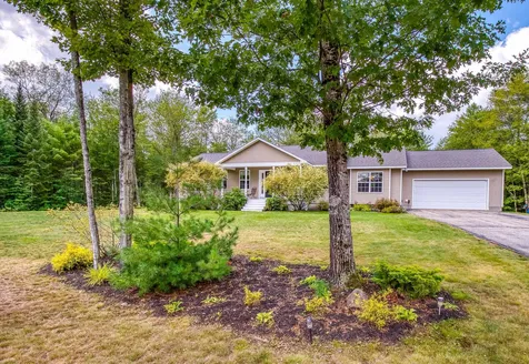 17 Fadden Drive Conway NH 03813