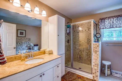 17 Fadden Drive Conway NH 03813
