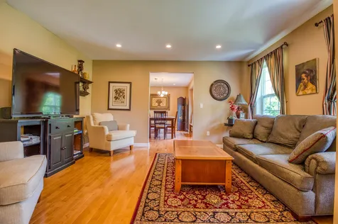 17 Fadden Drive Conway NH 03813