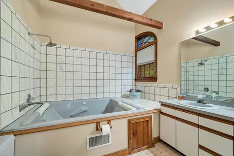 240 Franklin Street Laconia NH 03246