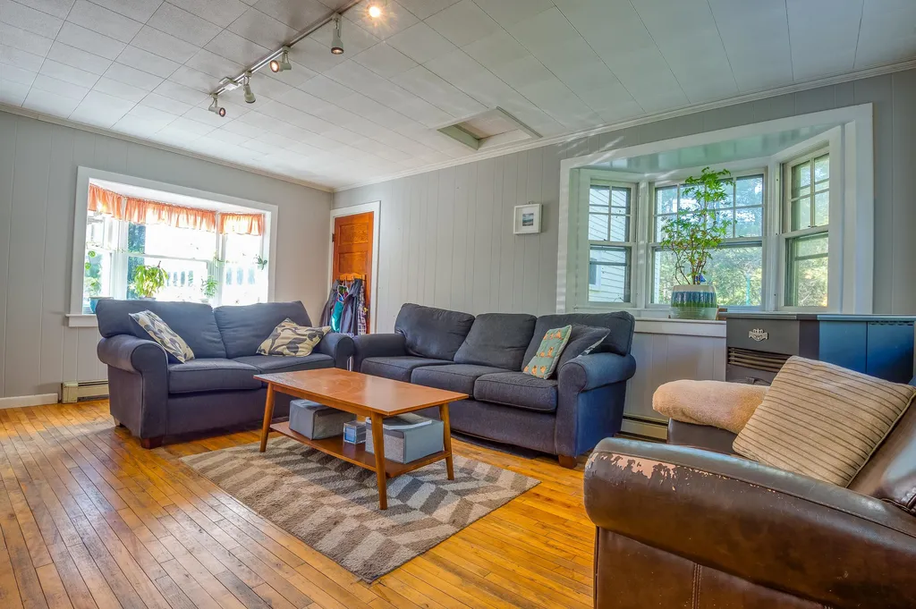 19 Depot Road New Durham NH 03855