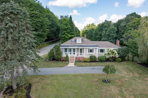 79 Dry Hill Road Rochester NH 03867-4129