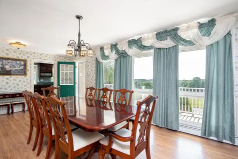 79 Dry Hill Road Rochester NH 03867-4129