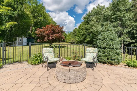 79 Dry Hill Road Rochester NH 03867-4129