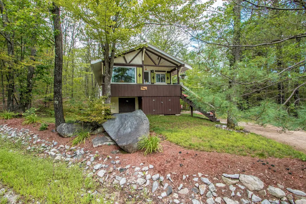 1 Oak Ridge Road Madison NH 03849
