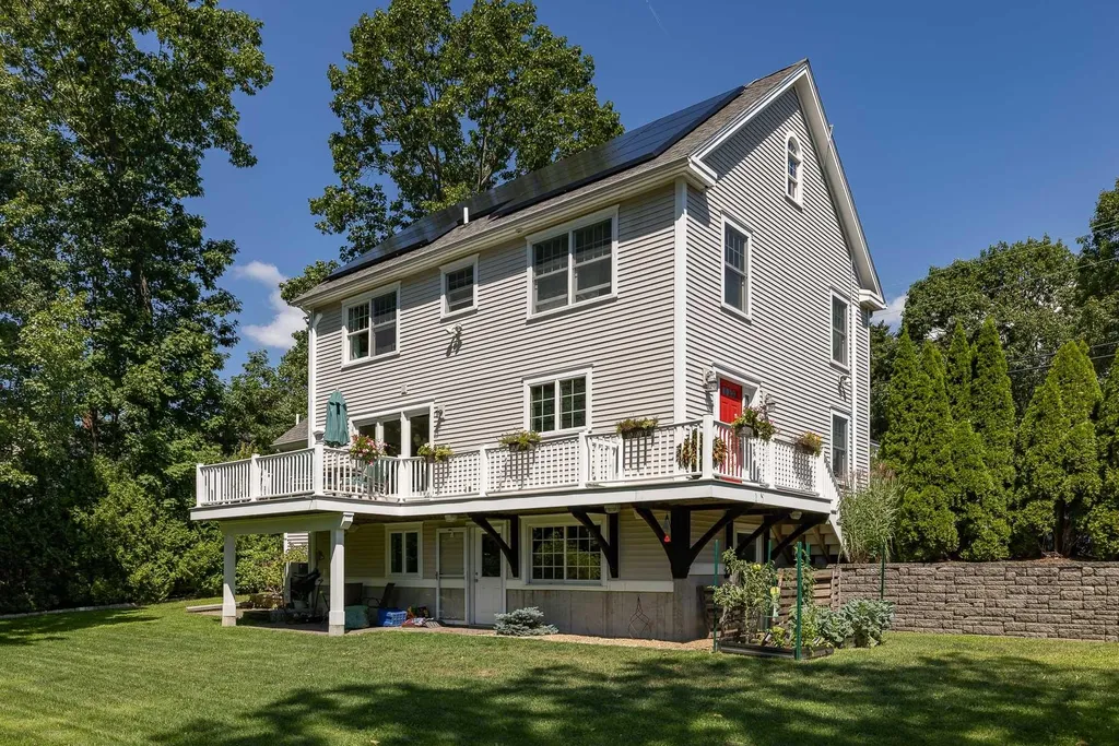 65 Portsmouth Avenue New Castle NH 03854