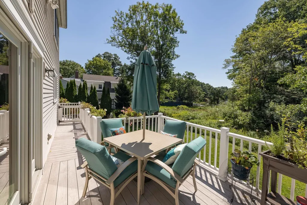 65 Portsmouth Avenue New Castle NH 03854