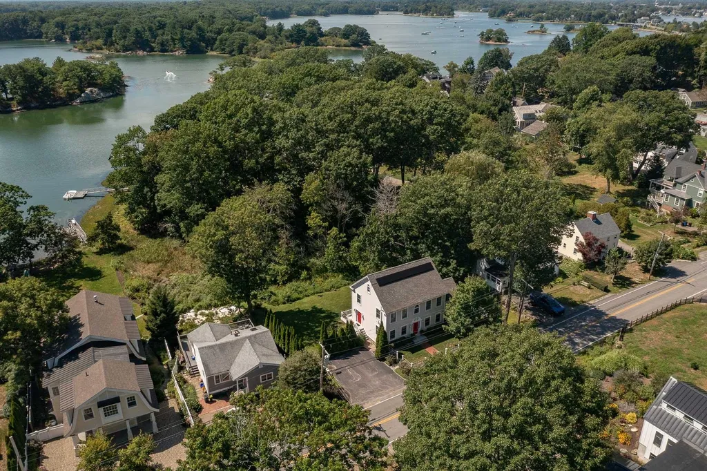 65 Portsmouth Avenue New Castle NH 03854