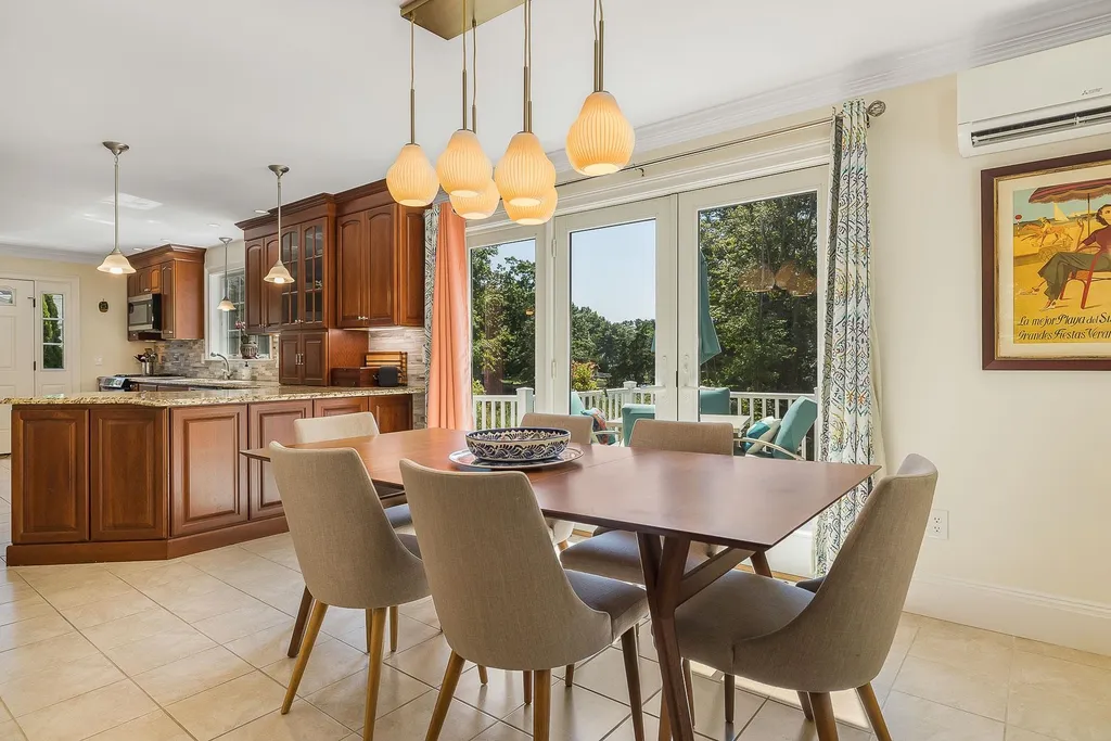 65 Portsmouth Avenue New Castle NH 03854
