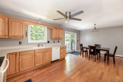 77 Washington Drive Wakefield NH 03830
