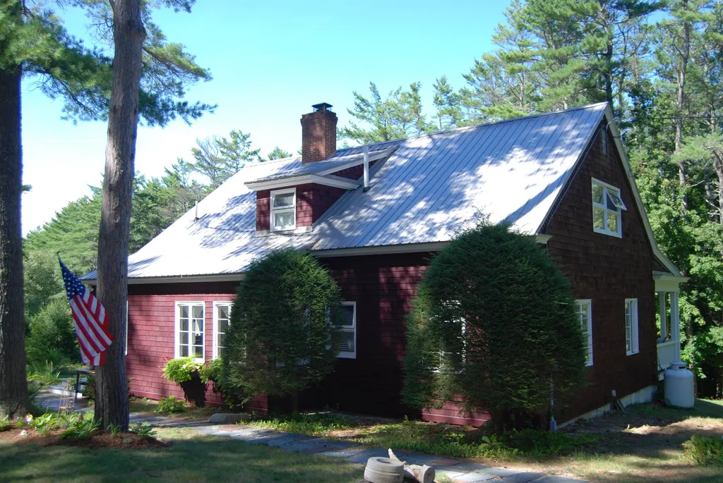 7 Harbor Way Wolfeboro NH 03894-4016