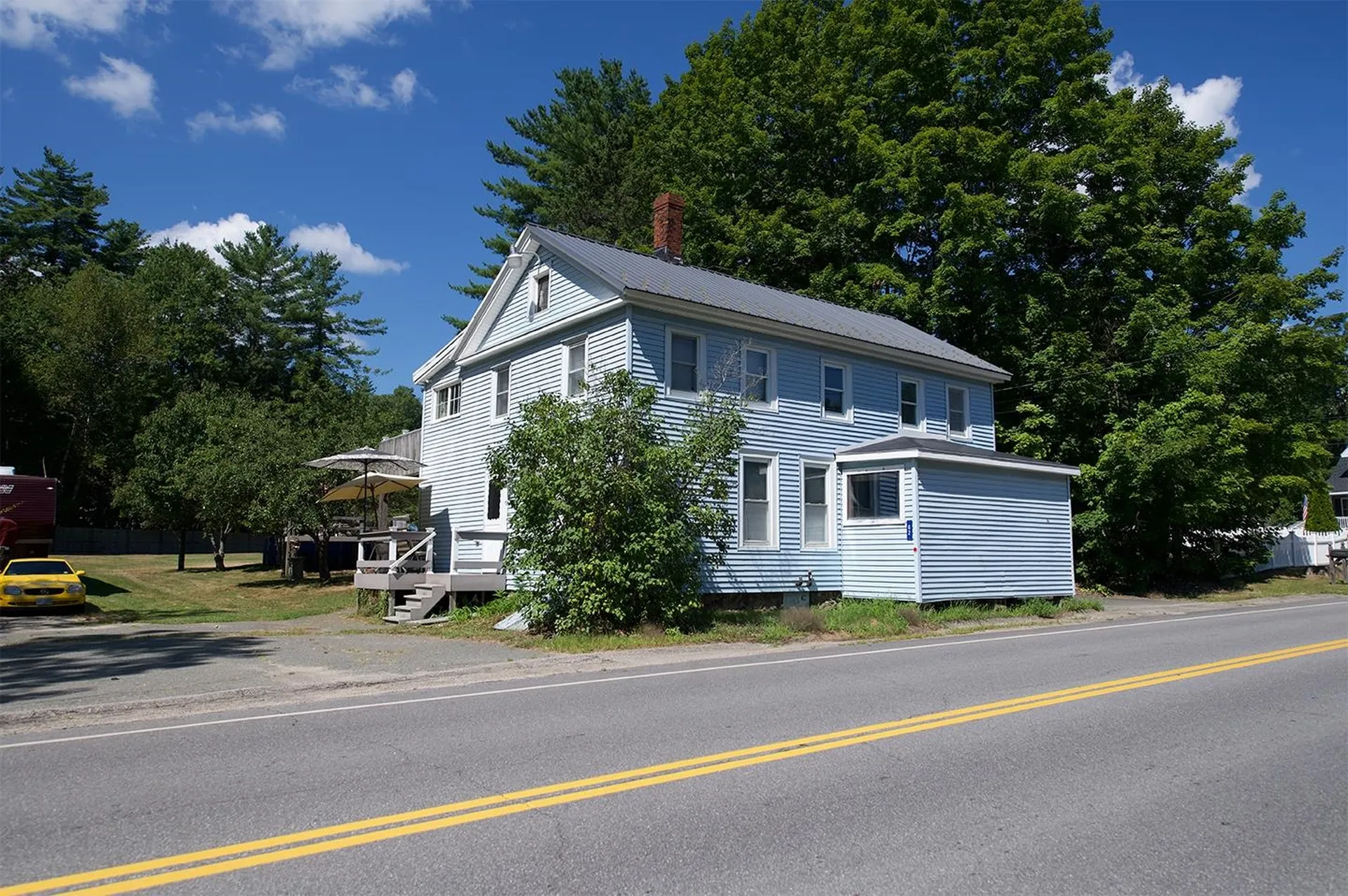 62 N Main Street Newton NH 03858