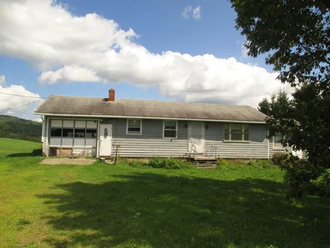 214 Mcfarland Road Danville VT 05828