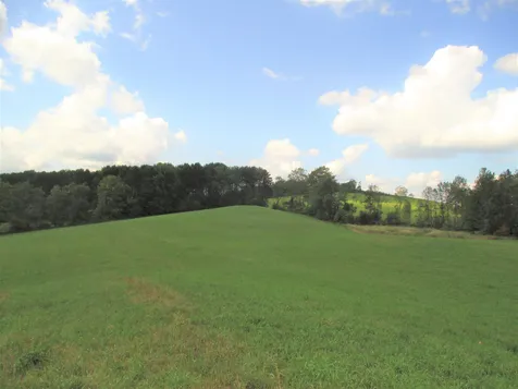 214 Mcfarland Road Danville VT 05828