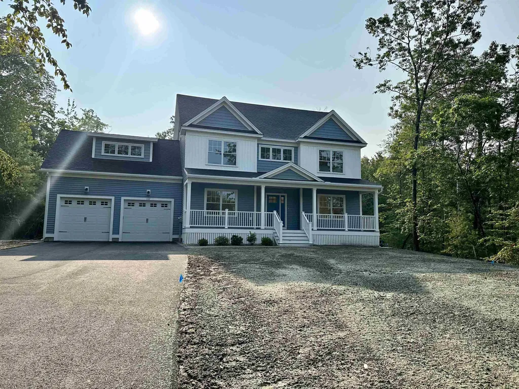 107 Signature Drive Barrington NH 03825