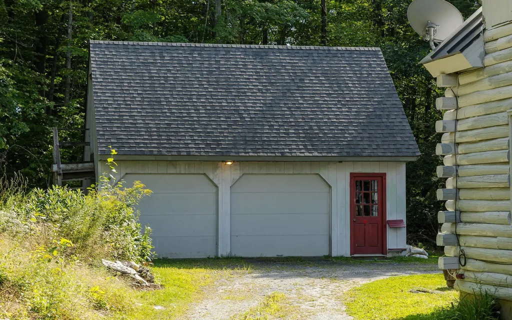 24 Barnett Hill Road Walpole NH 03608