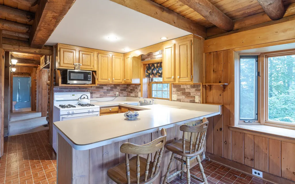 24 Barnett Hill Road Walpole NH 03608