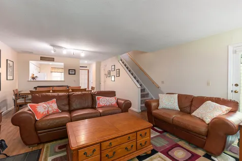 124 Old Bartlett Road Conway NH 03860
