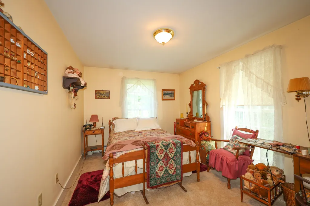 5 Pleasant Street Antrim NH 03440